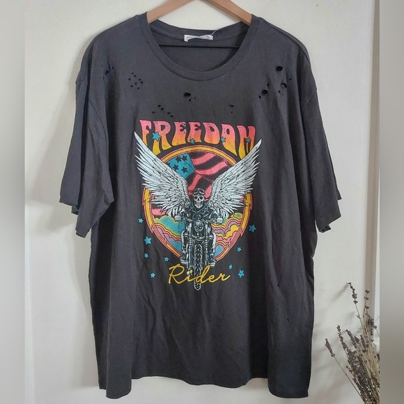 Freedom Rider Distressed Graphic Tee Plus in Black - Picture 1 of 5